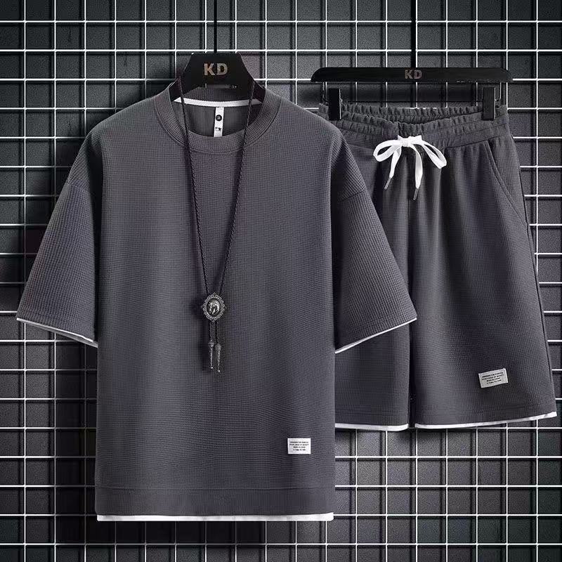 Men's Round-neck T-shirt and Shorts Set